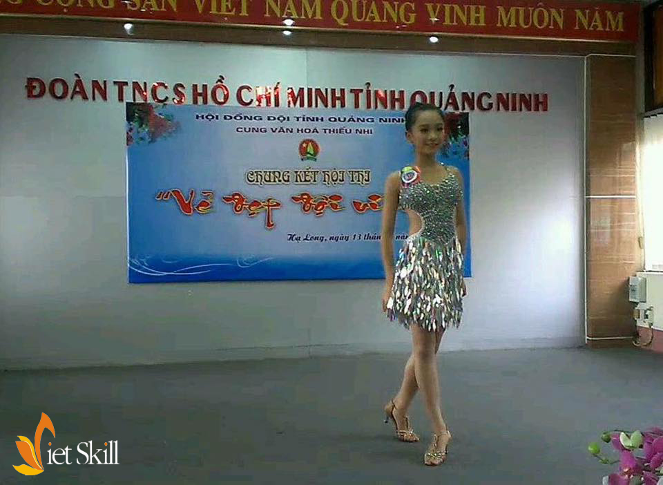 DAO-TAO-MC-NHI-MC-N116-MC-HOANG-YEN-TAI-NANG-DEN-TU-QUANG-NINH-05.jpg