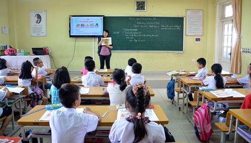 Bộ Giáo Dục sẽ thí điểm cho học tiếng Nga và tiếng Trung từ năm lớp 3