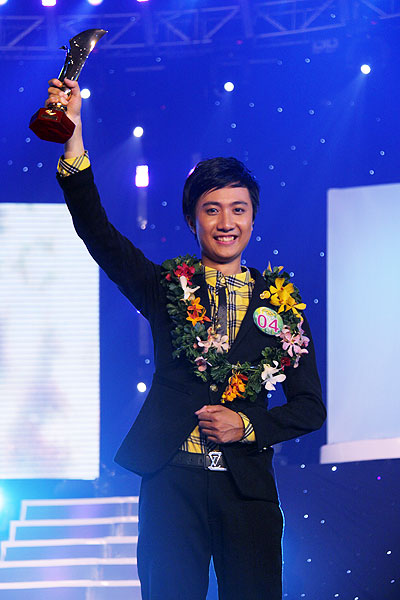 Anh Duy giành giải Nhất cuộc thi Người dẫn chương trình truyền hình 2009