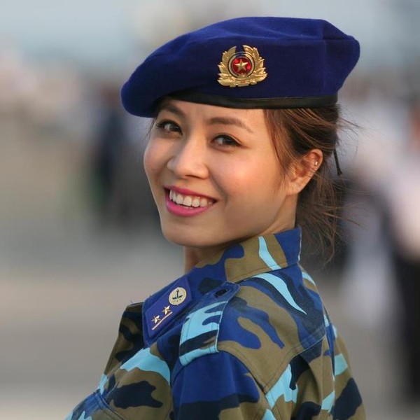 MC Nguyễn Hoàng Linh: Đến với người lính tôi học được nhiều điều mới mẻ