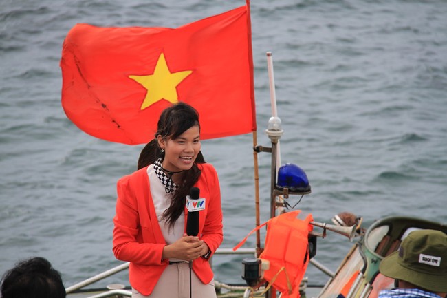 BTV Nguyễn Ngân: "Những chuyến đi tác nghiệp giúp tôi thêm bản lĩnh"