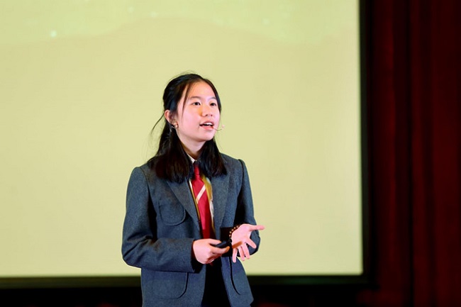 Hà Khánh Phương - Cô bé 14 tuổi báo động vấn đề ô nhiễm ánh sáng trên sân khấu TEDx